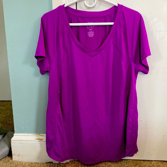Livi Active Tops - Livi activity wear